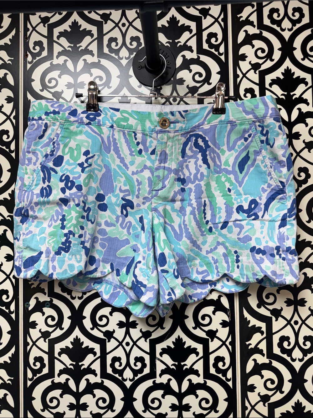 Lilly Pulitzer Scalloped Hem Shorts in Blue, Aqua & Mint Print